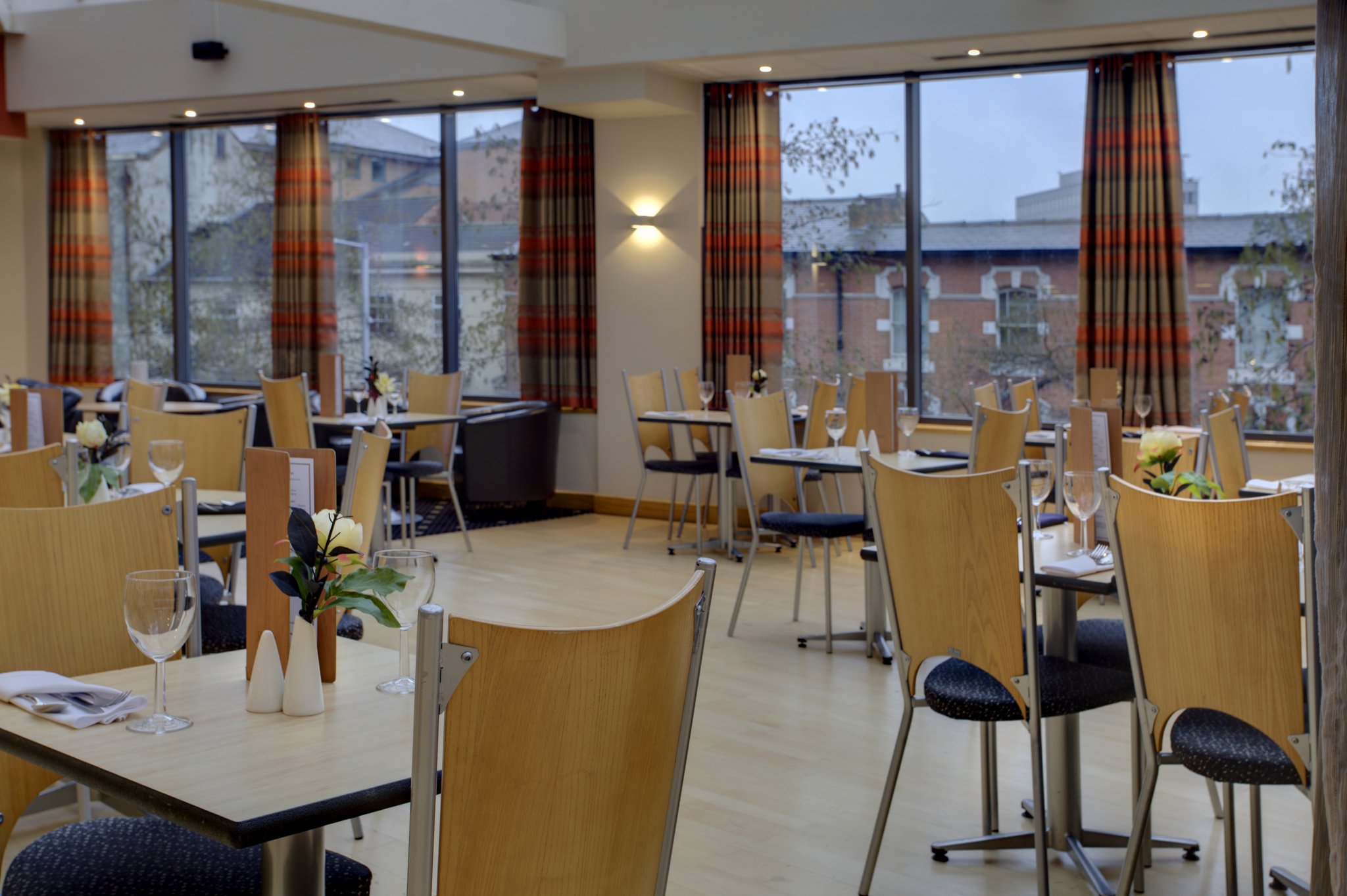 Images Garner Hotel Nottingham City Centre by IHG