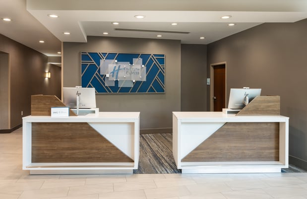 Images Holiday Inn Express Miami Airport-Blue Lagoon Area by IHG
