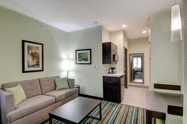 Images Holiday Inn Express & Suites Carrizo Springs by IHG