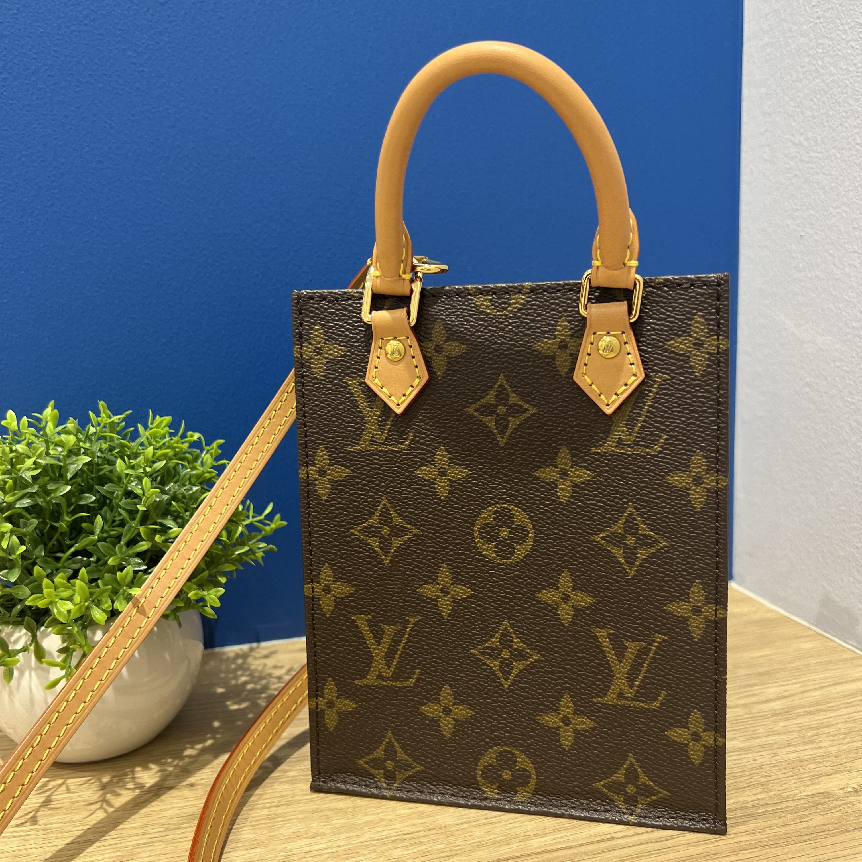 Images KOMEHYO（コメ兵）買取センターららぽーと安城