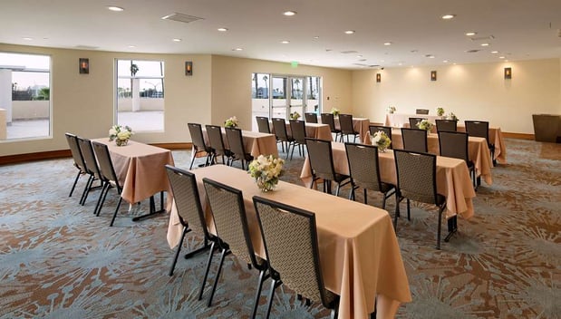 Images Redondo Beach Hotel, Tapestry Collection by Hilton