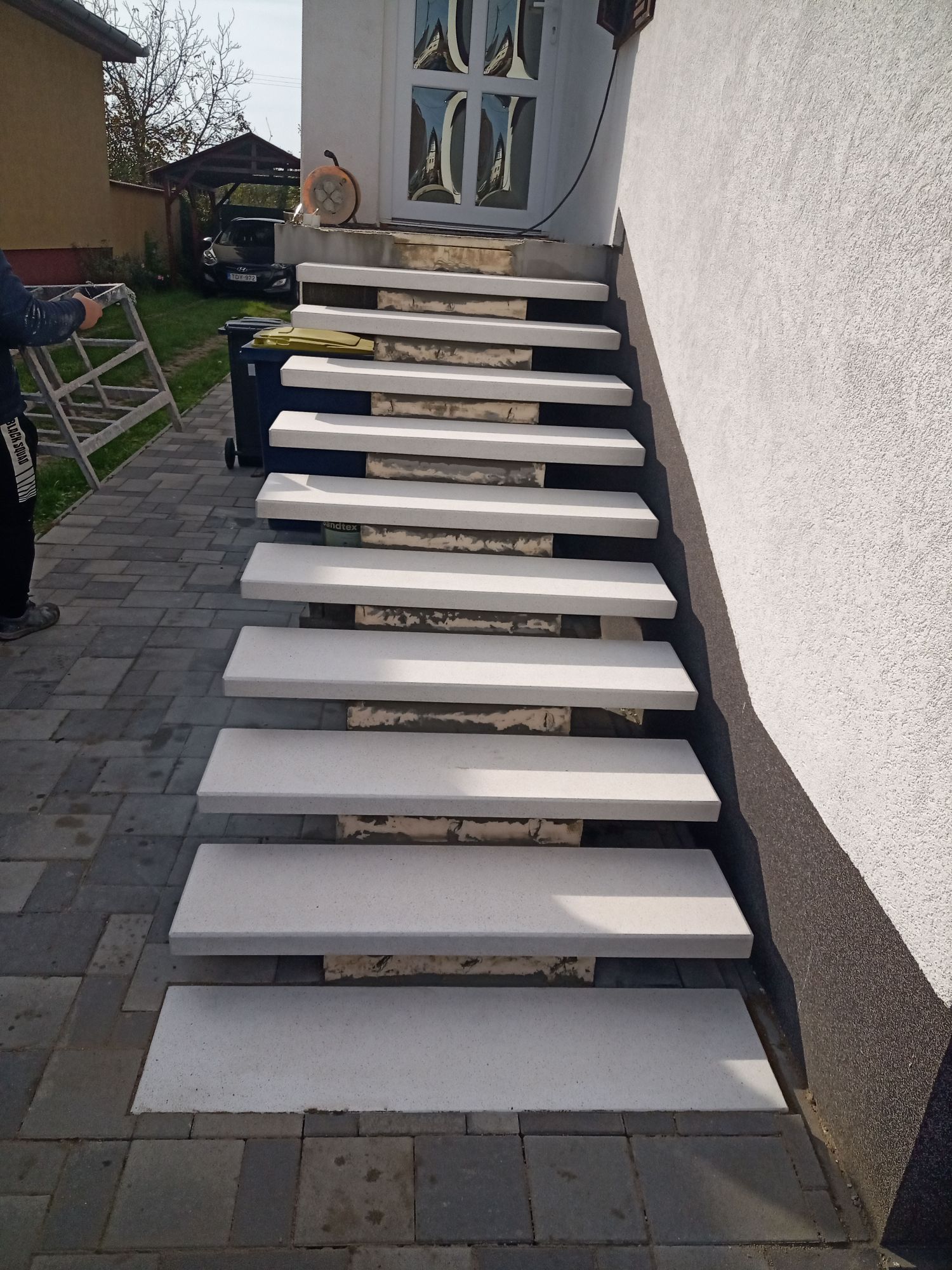 Images VARGA ZOLTÁN KŐFARAGÓ-MŰKŐKÉSZÍTŐ