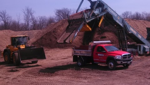 Monsen Trucking &amp; Topsoil Logo