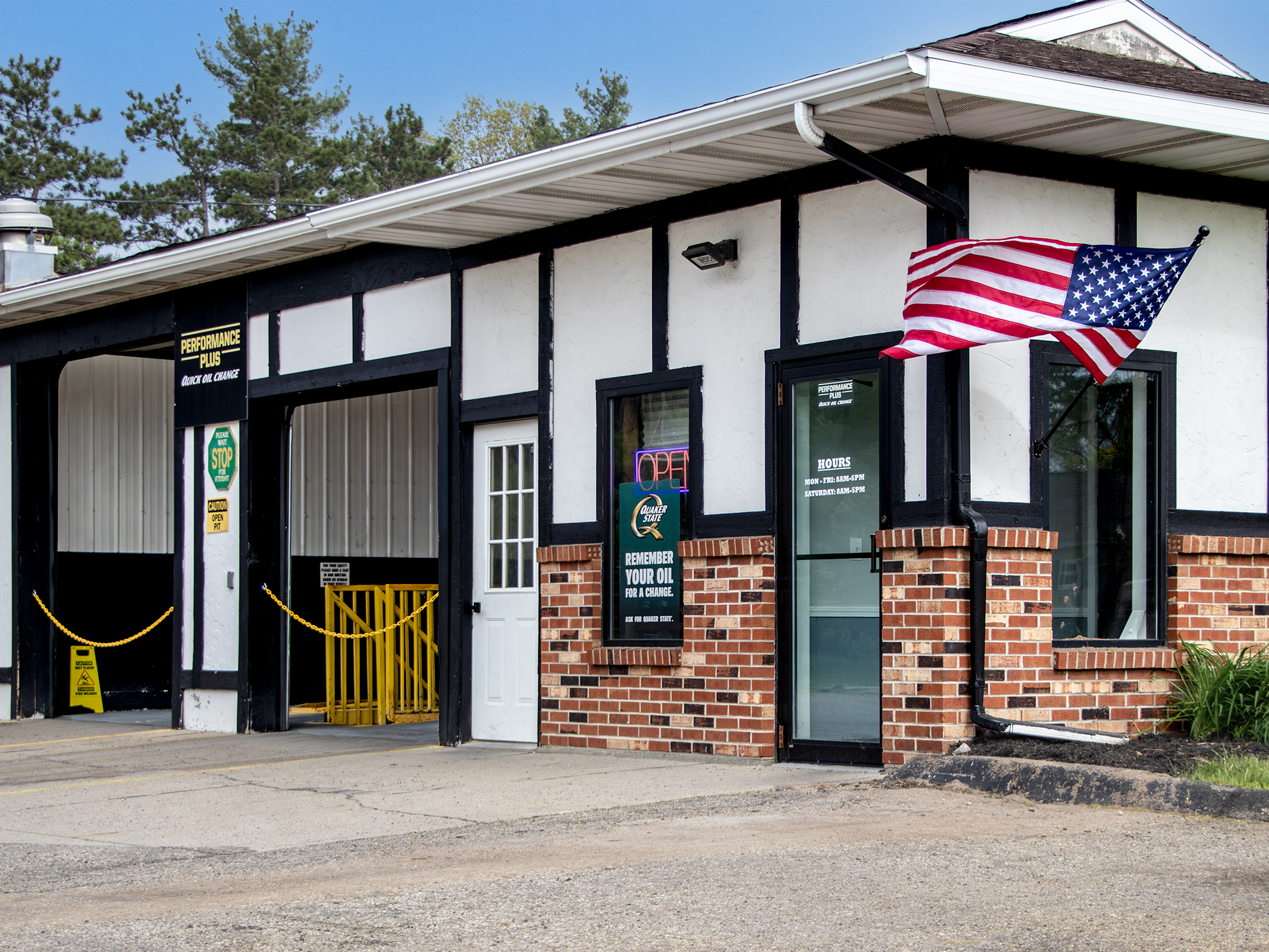 Performance Plus Quick Oil Change of Greenville, MI