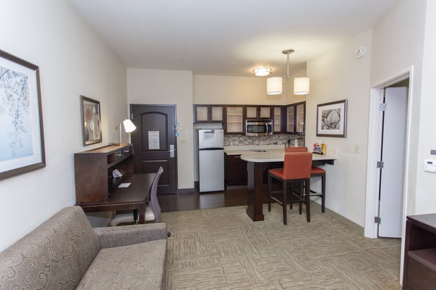 Images Staybridge Suites Bowling Green by IHG