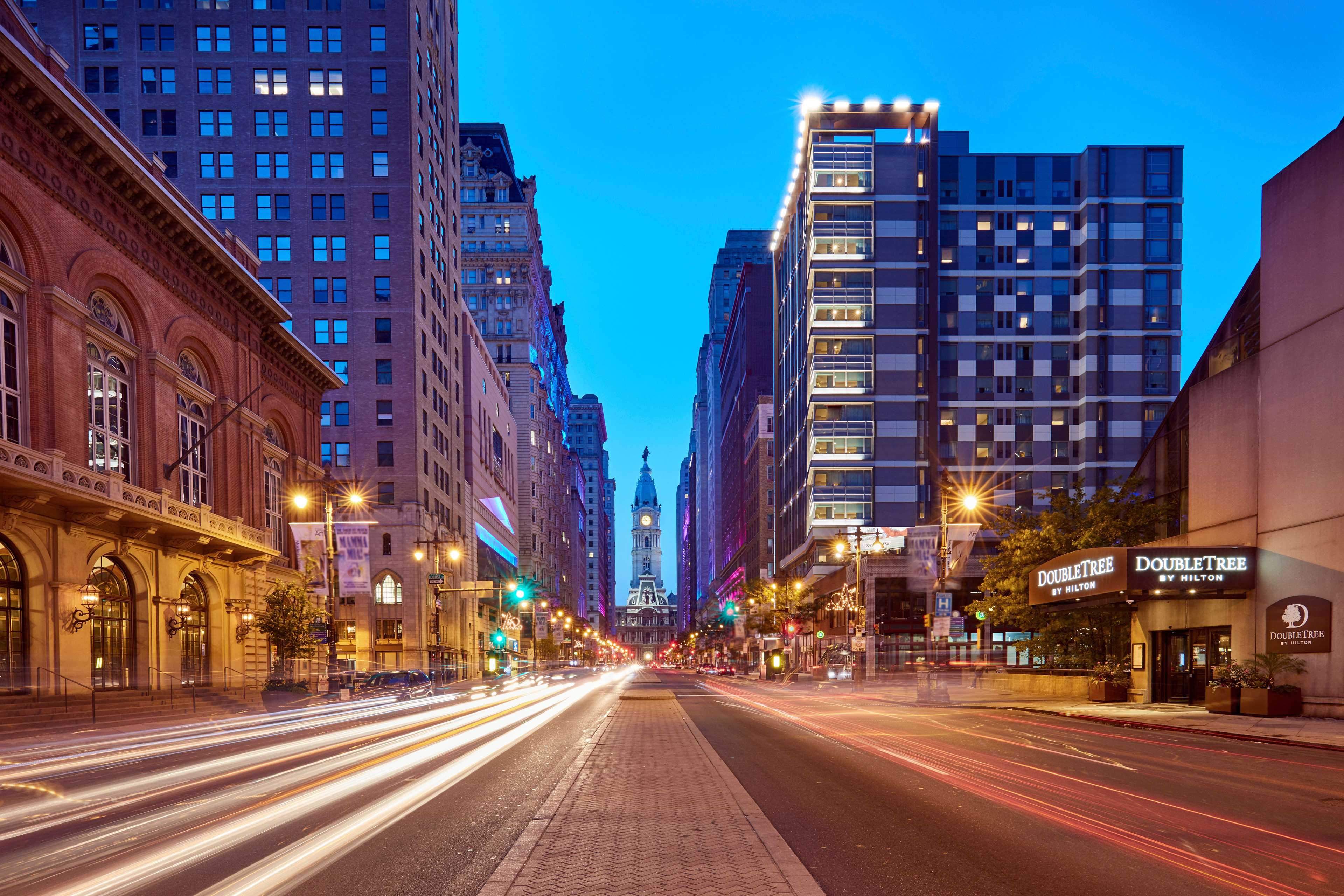 DOUBLETREE BY HILTON HOTEL PHILADELPHIA CENTER CITY