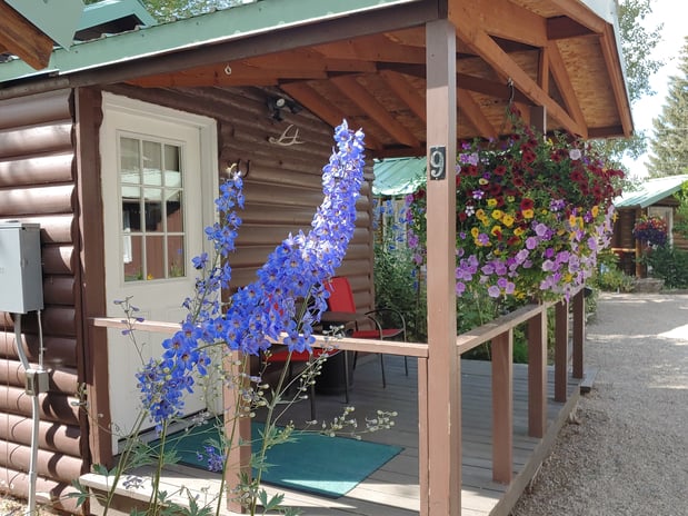 Images Log Cabin Motel