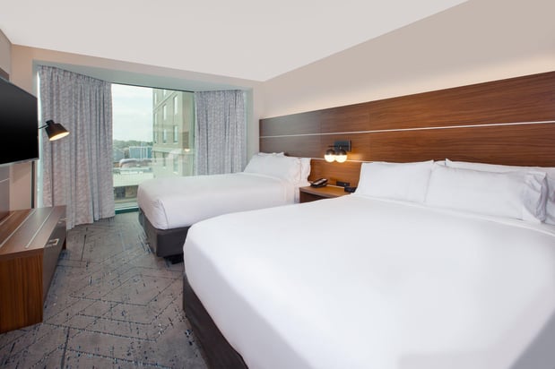 Images Holiday Inn Express & Suites VA Beach Oceanfront by IHG