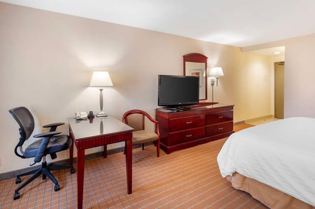 Images Best Western Plus West Covina Inn