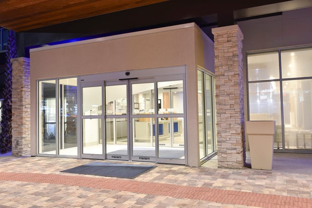 Images Holiday Inn Express & Suites Orlando Southeast by IHG