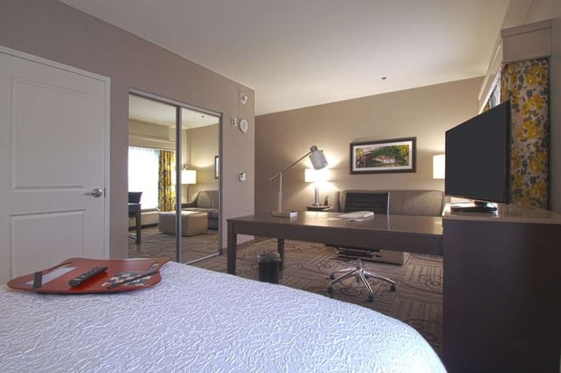 Images Hampton Inn & Suites Columbus/University Area
