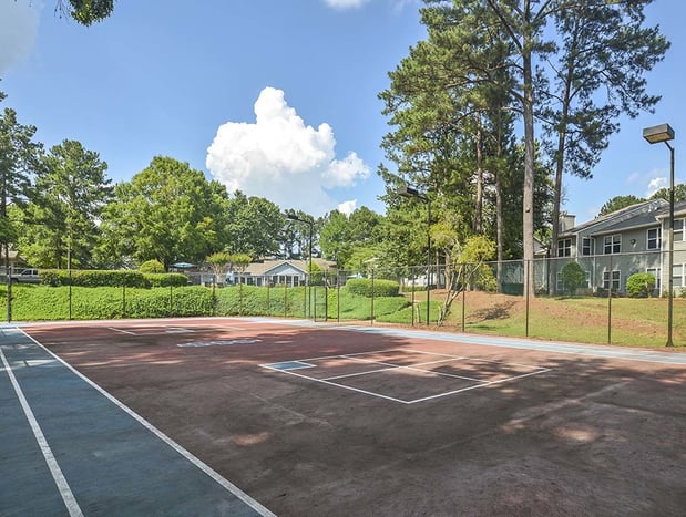 Images Woodland Trace Apartments