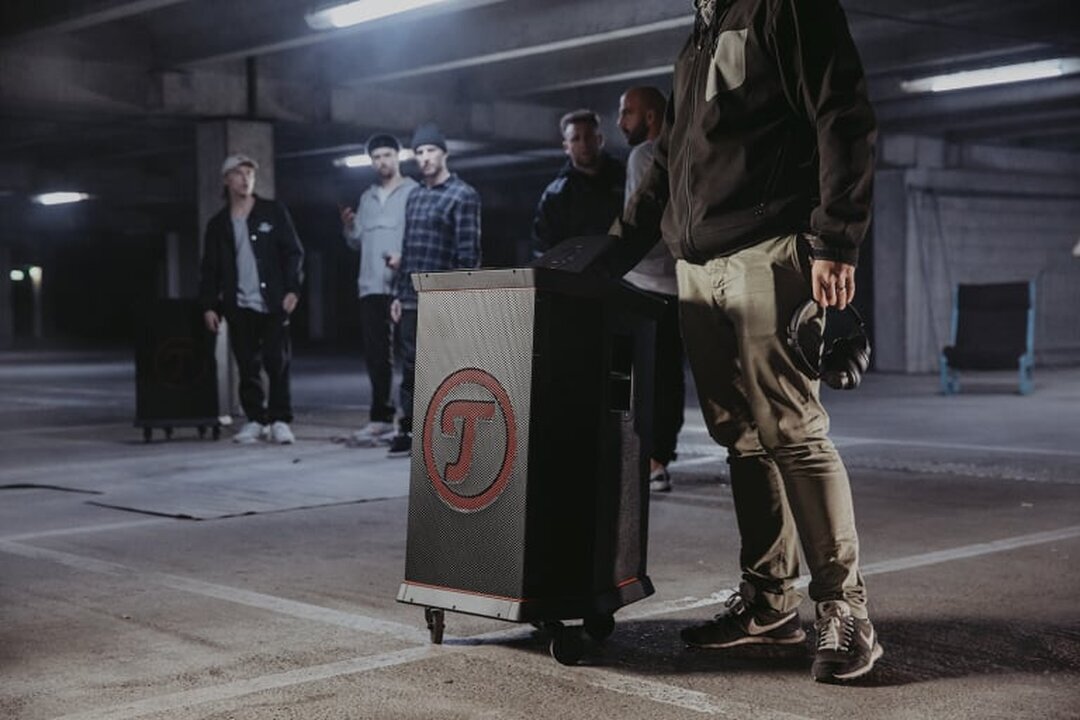 Bilder SOUNDBOKS  JBL Partybox Verleih - Lautsprecher mieten in Hamburg beim Eventservice Hamburg - der Partyverleih