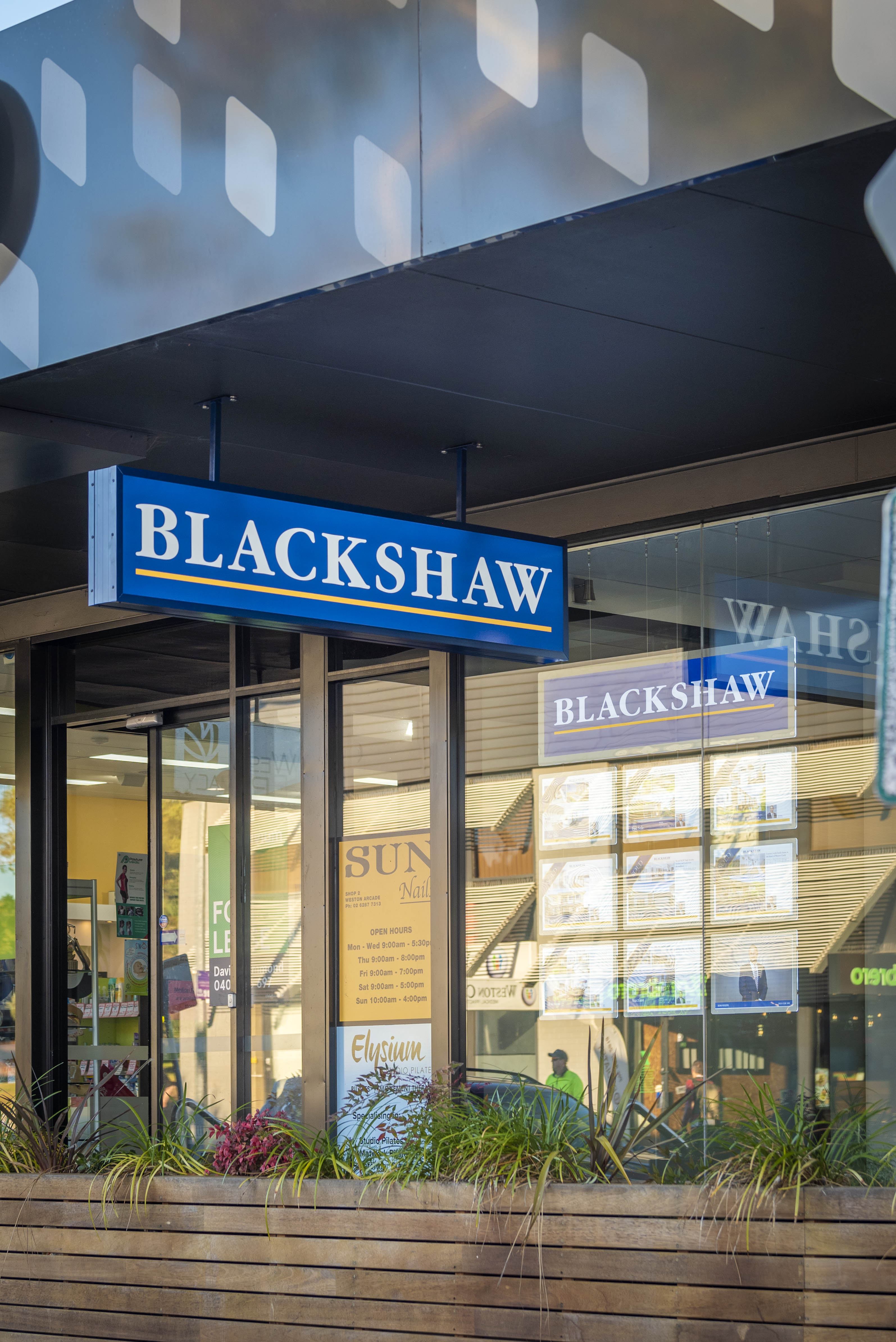 Images Blackshaw Real Estate Weston Creek & Molonglo