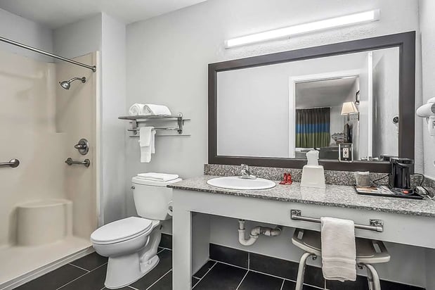 Images SureStay by Best Western Oklahoma City West