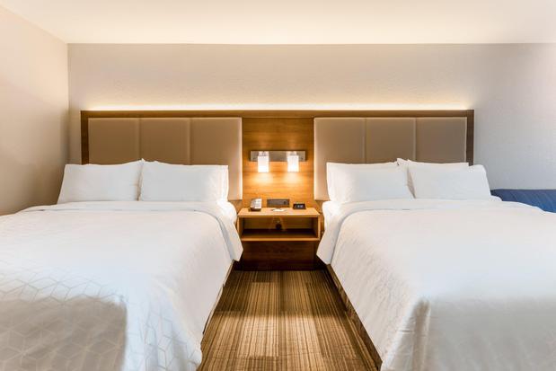 Images Holiday Inn Express & Suites Florence - Cincinnati Airport by IHG