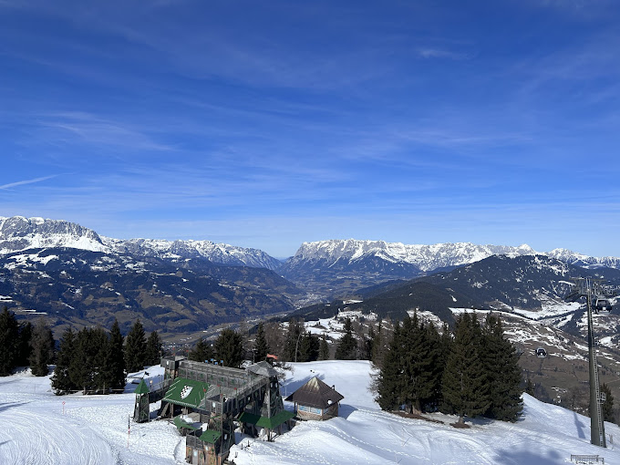 Bild 2 von Skischule Rot Weiß Rot Wagrain