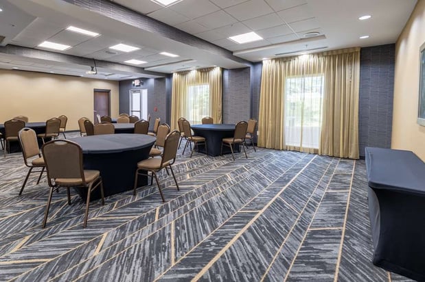 Images Hampton Inn & Suites Greensboro/Coliseum Area