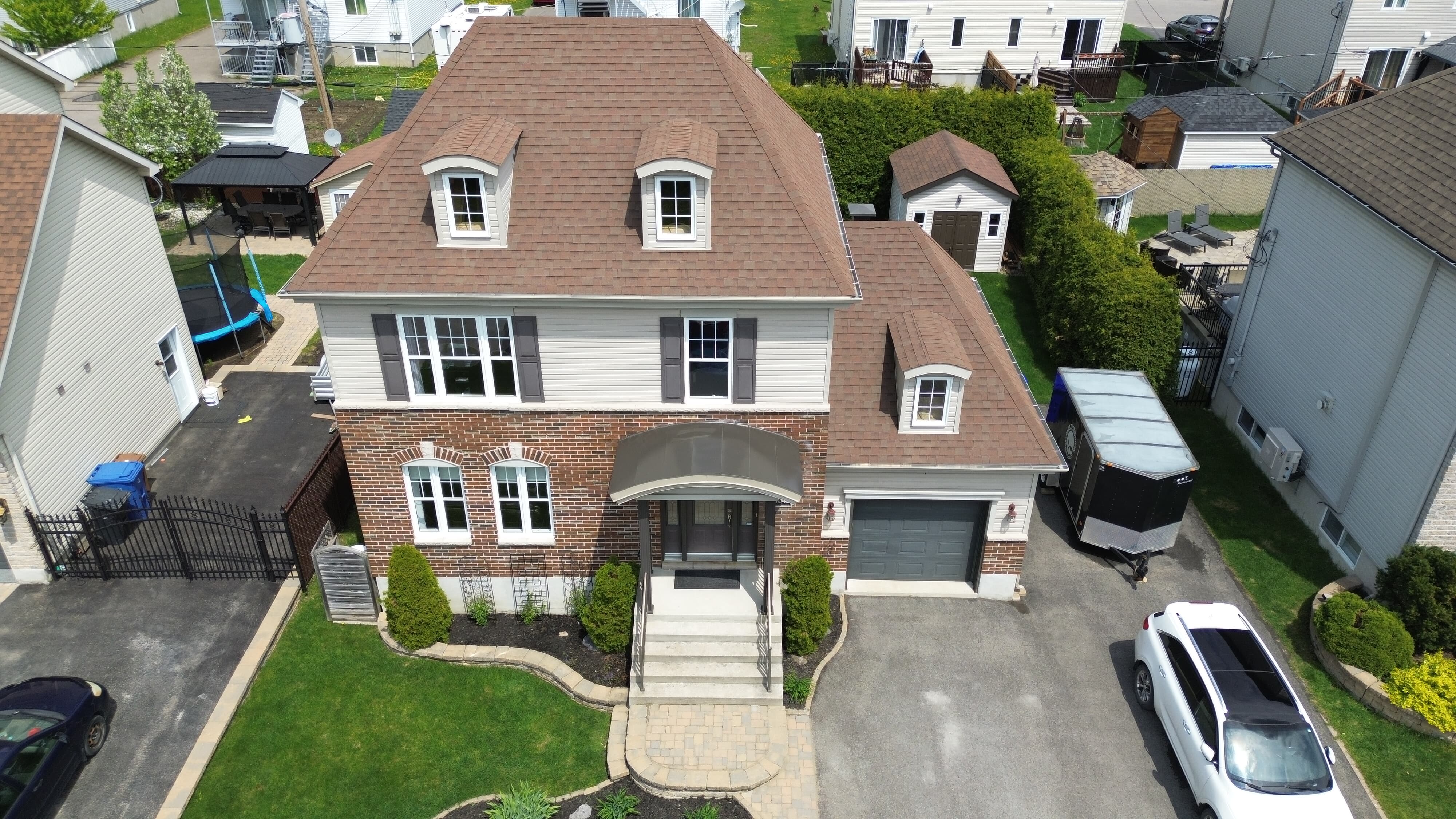 Images Toitures F. Mayer - Déneigement de toiture, Couvreur Terrebonne