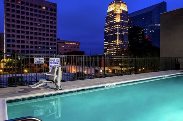 Images Hampton Inn & Suites Winston-Salem Downtown