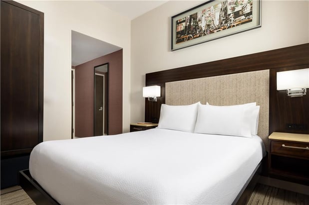 Images Hilton Garden Inn New York/Times Square Central