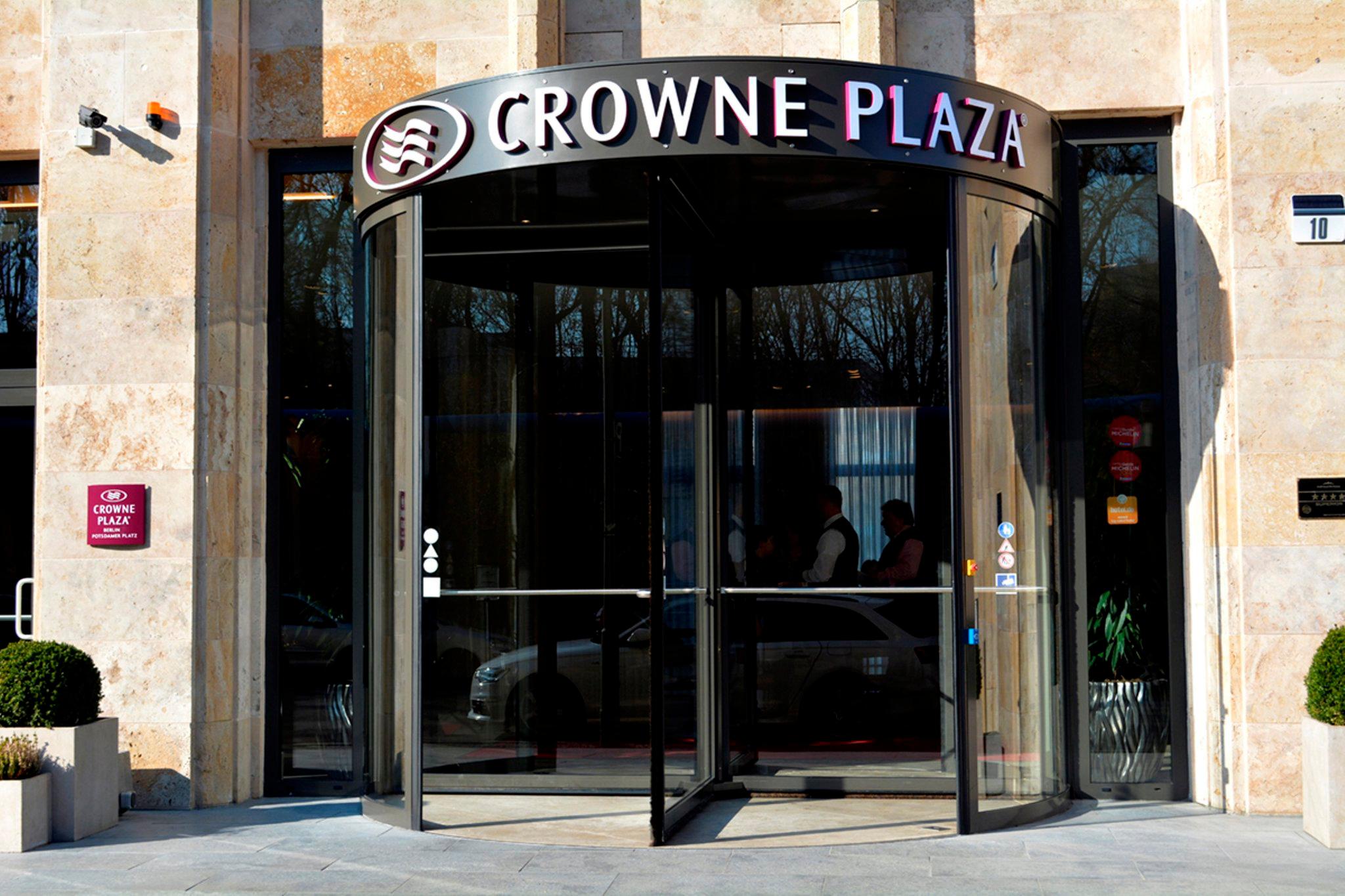 Kundenbild groß 2 Crowne Plaza Berlin - Potsdamer Platz, an IHG Hotel