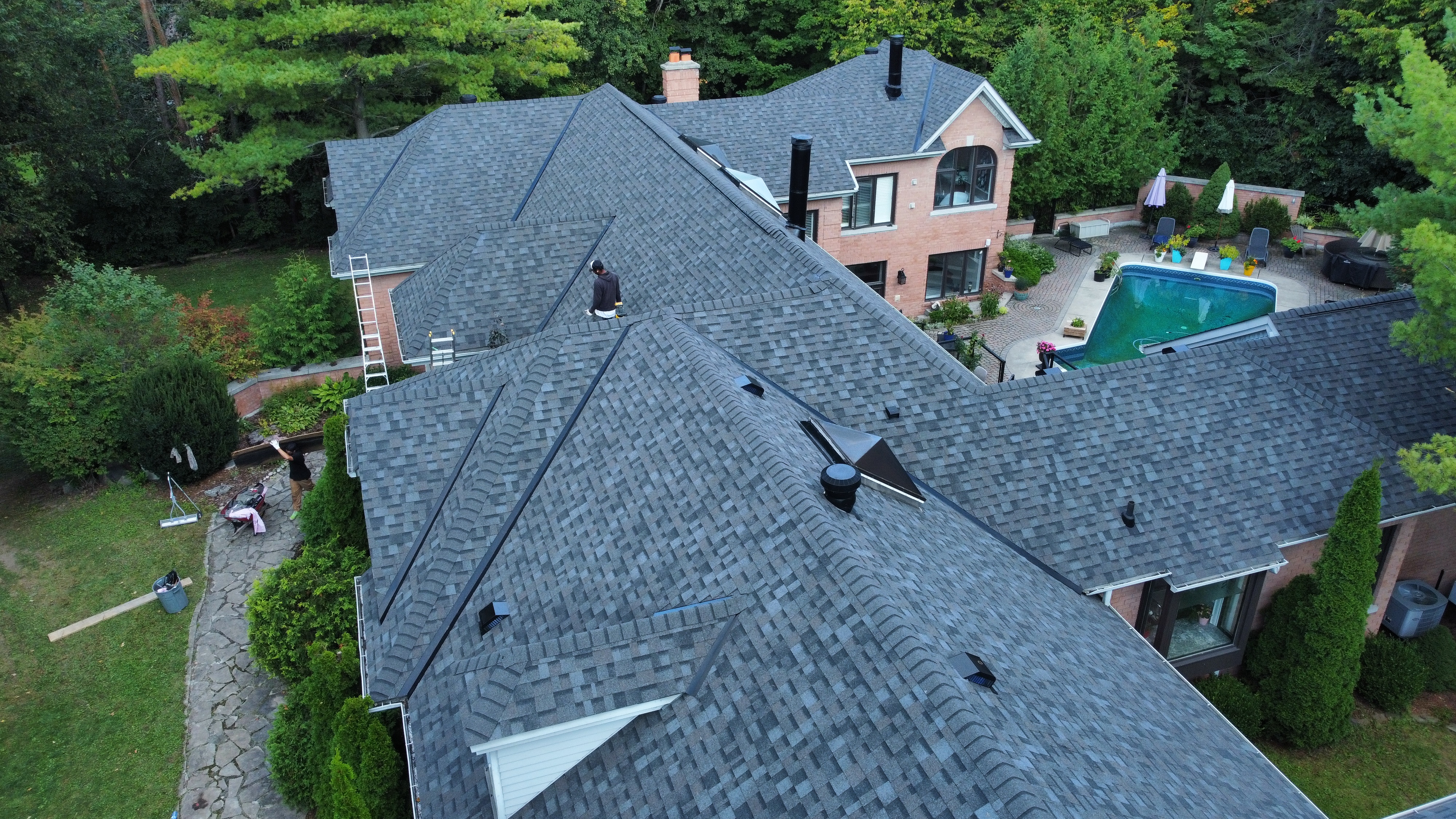 Images Ontario Certified Roofing