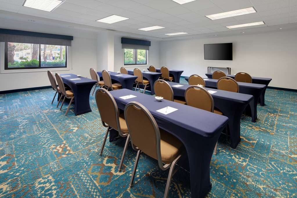 Meeting Room Hampton Inn & Suites St. Augustine-Vilano Beach Saint Augustine (904)827-9797