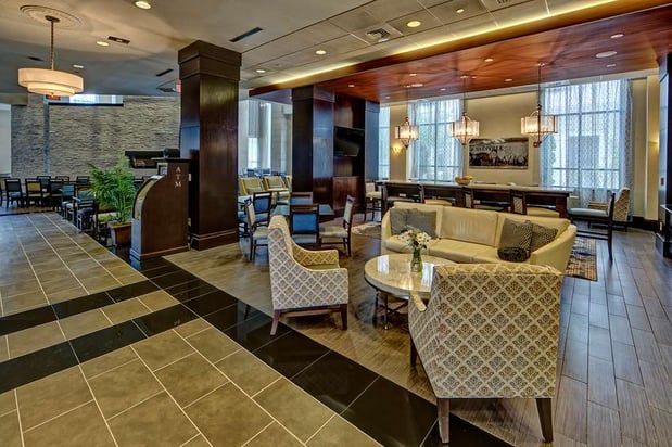 Images Hampton Inn & Suites Nashville-Downtown