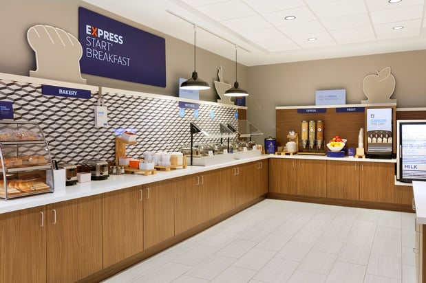 Images Holiday Inn Express Dallas Medical - Market Ctr by IHG