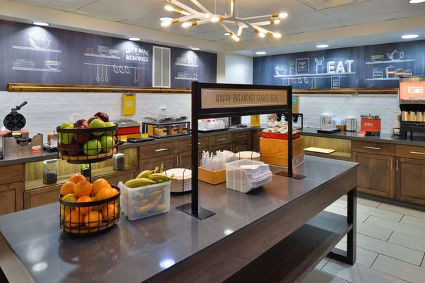 Images Hampton Inn & Suites Las Vegas Airport