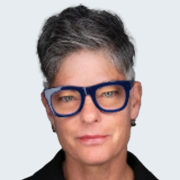 Headshot of Nicole Todosichuk