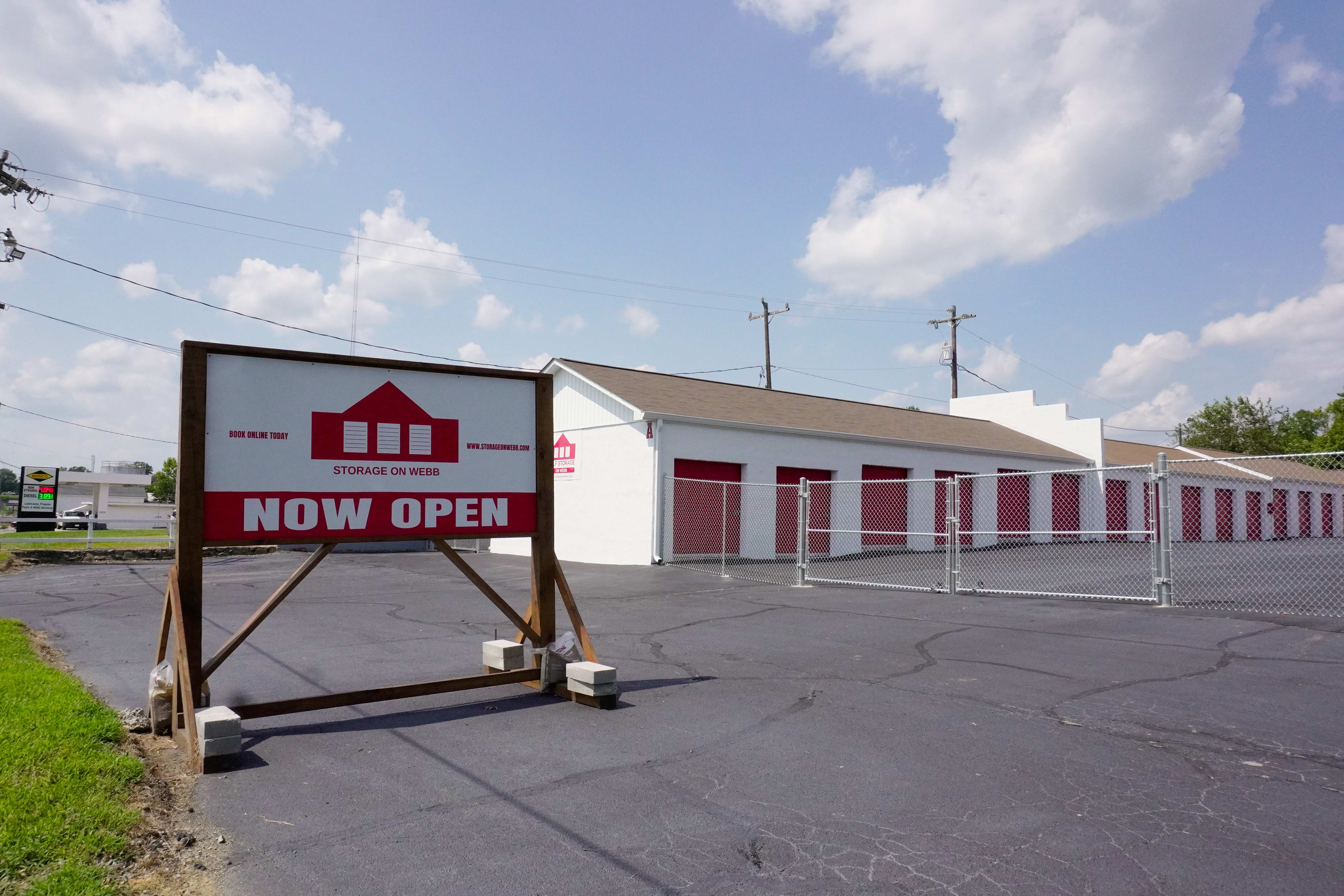 Clean storage units in Burlington, North Carolina