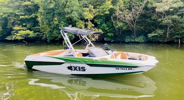 Images Nautical Boat Club - Tellico