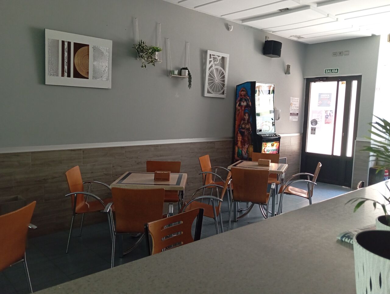 Images BAR-TERRAZA NIVARIA