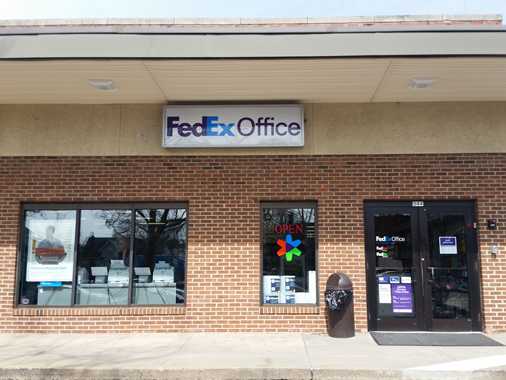 Exterior photo of FedEx Office location at 544 Farmington Ave\t Print quickly and easily in the self-service area at the FedEx Office location 544 Farmington Ave from email, USB, or the cloud\t FedEx Office Print & Go near 544 Farmington Ave\t Shipping boxes and packing services available at FedEx Office 544 Farmington Ave\t Get banners, signs, posters and prints at FedEx Office 544 Farmington Ave\t Full service printing and packing at FedEx Office 544 Farmington Ave\t Drop off FedEx packages near 544 Farmington Ave\t FedEx shipping near 544 Farmington Ave