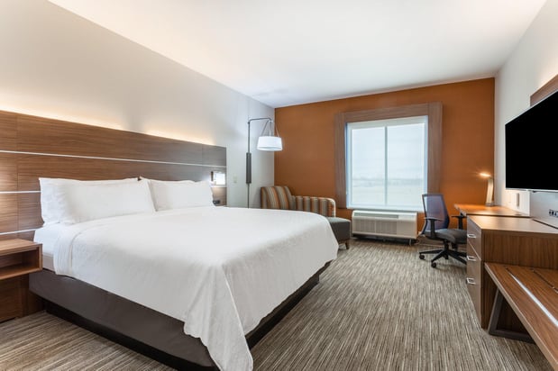 Images Holiday Inn Express & Suites Kearney by IHG