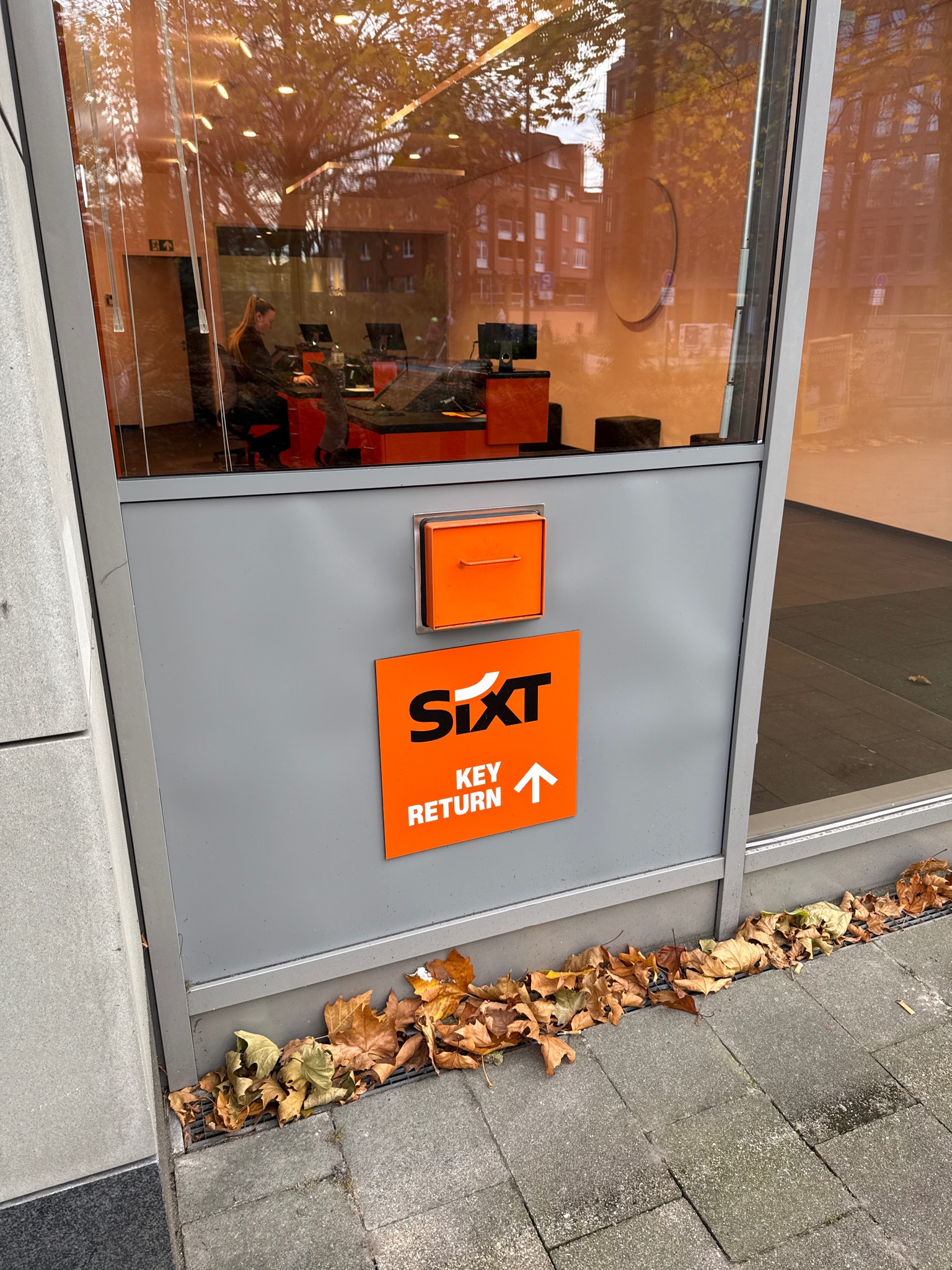 SIXT Autovermietung Hamburg Nord/Poppenbüttel, Heegbarg 6 in Hamburg
