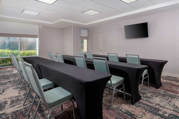 Images Homewood Suites by Hilton Tampa Airport - Westshore