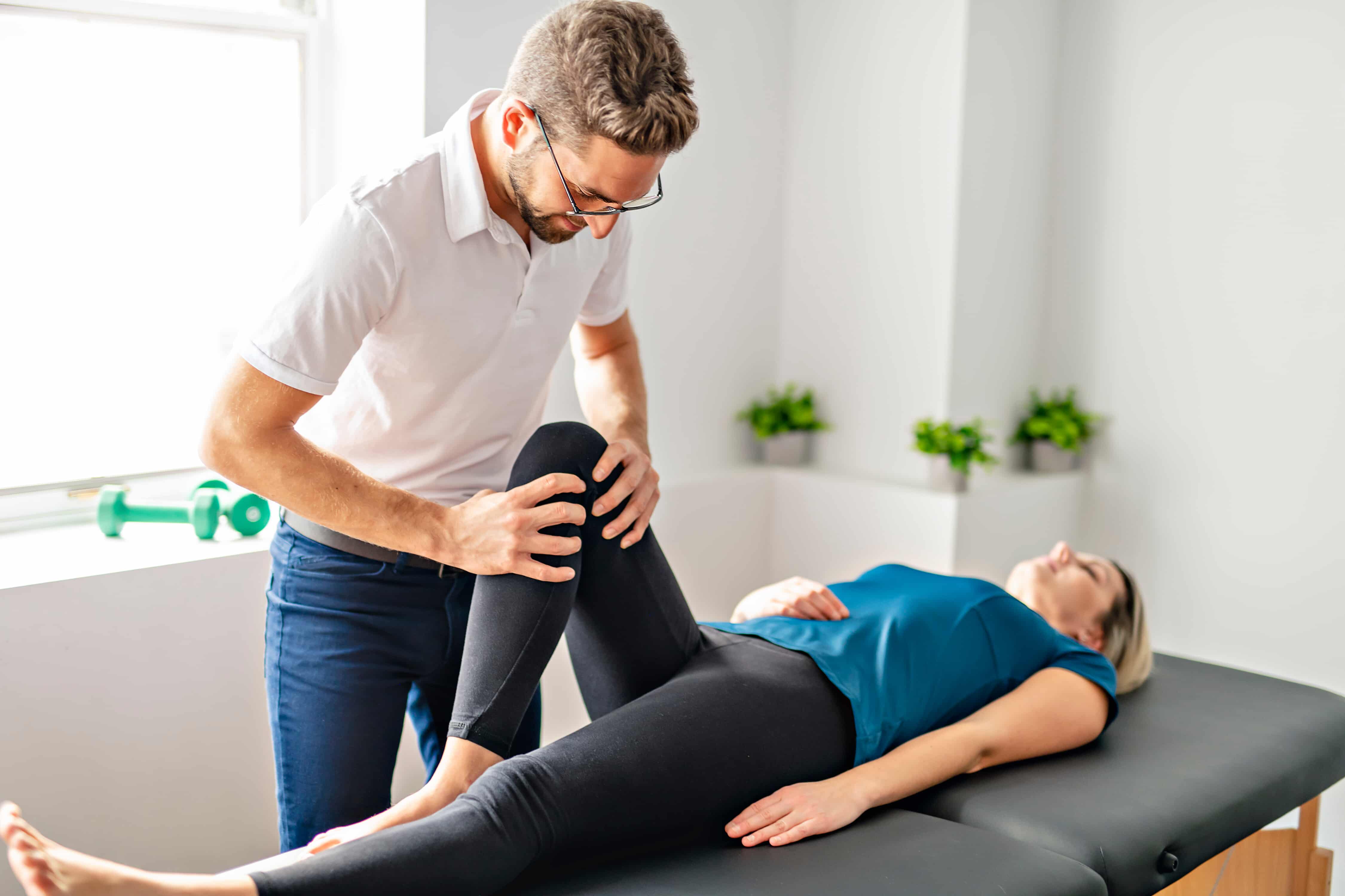 Images Loloyan Chiropractic - Chiropractor Kanata