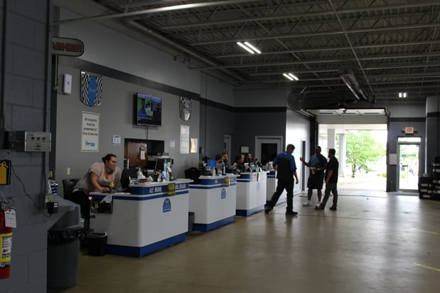 Images Russ Darrow Chrysler, Dodge, Jeep, RAM of Madison Service Center