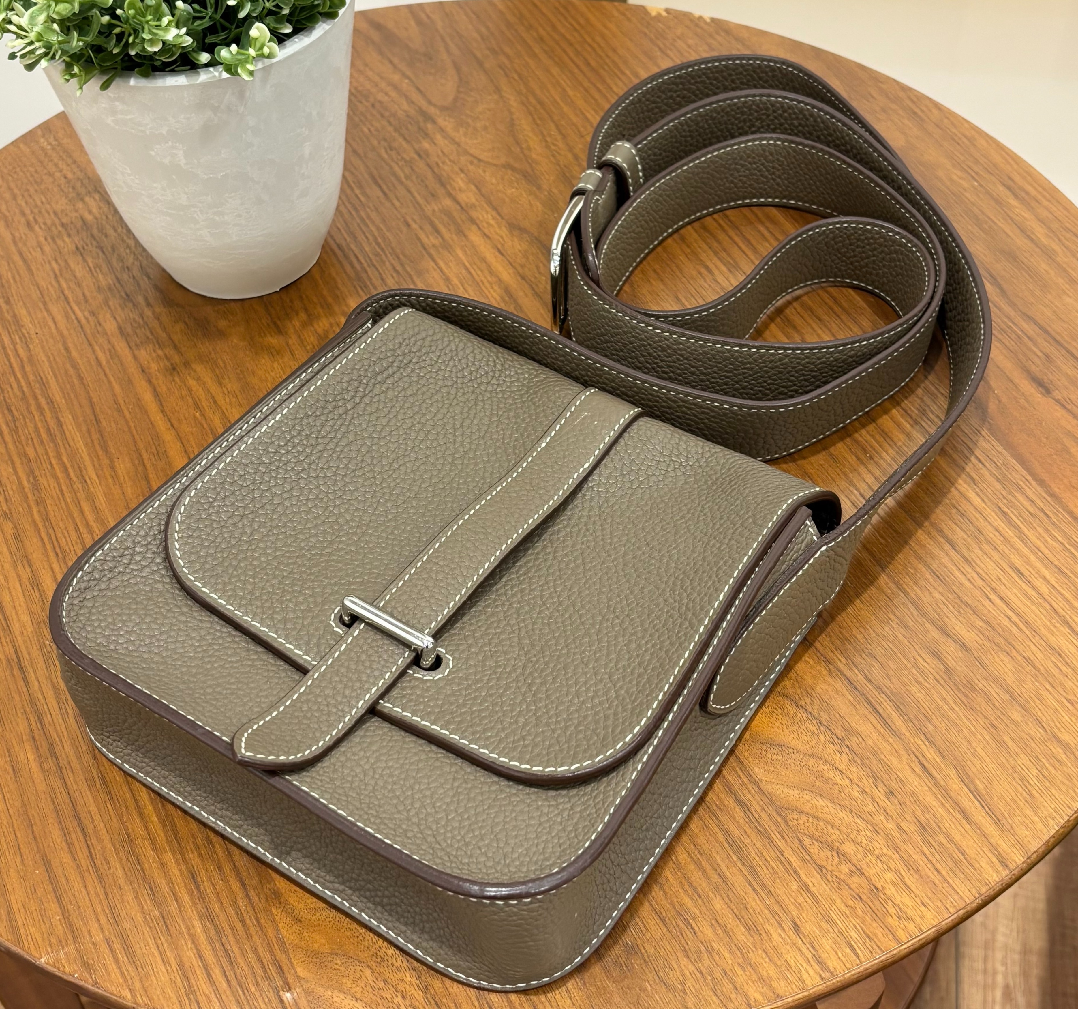Images KOMEHYO（コメ兵）買取センターイオンモール豊川