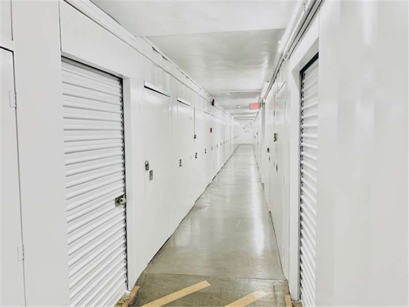 Interior Units - Extra Space Storage at 851 W Esplanade Ave, San Jacinto, CA 92582