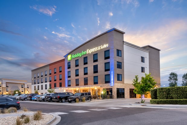 Images Holiday Inn Express & Suites Colorado Springs Afa Northgate by IHG