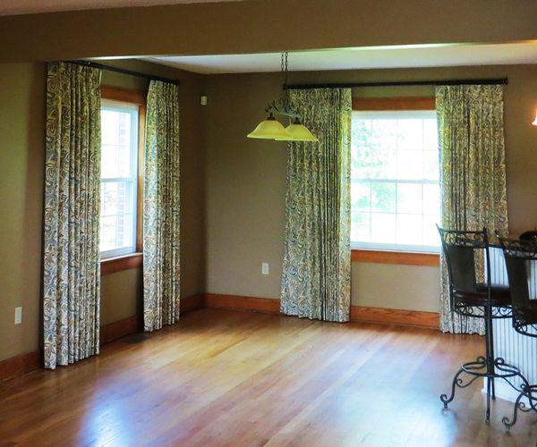 Need a way to pull a room together? We’ve got your back! In this Knoxville home, we created custom D Budget Blinds of Knoxville & Maryville Knoxville (865)588-3377