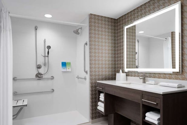 Images Home2 Suites Des Moines at Drake University