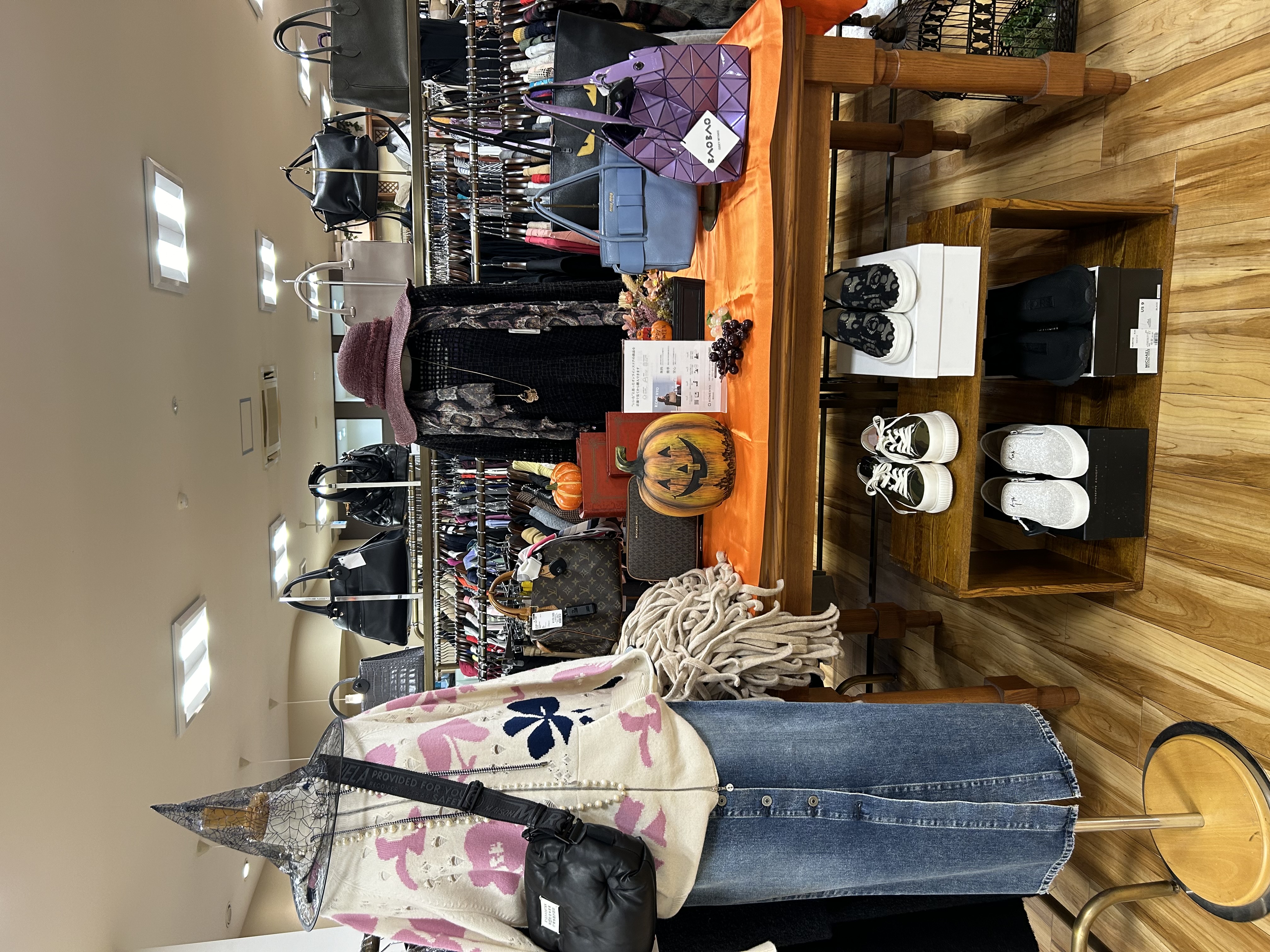 Images KOMEHYO (コメ兵) 植田山店