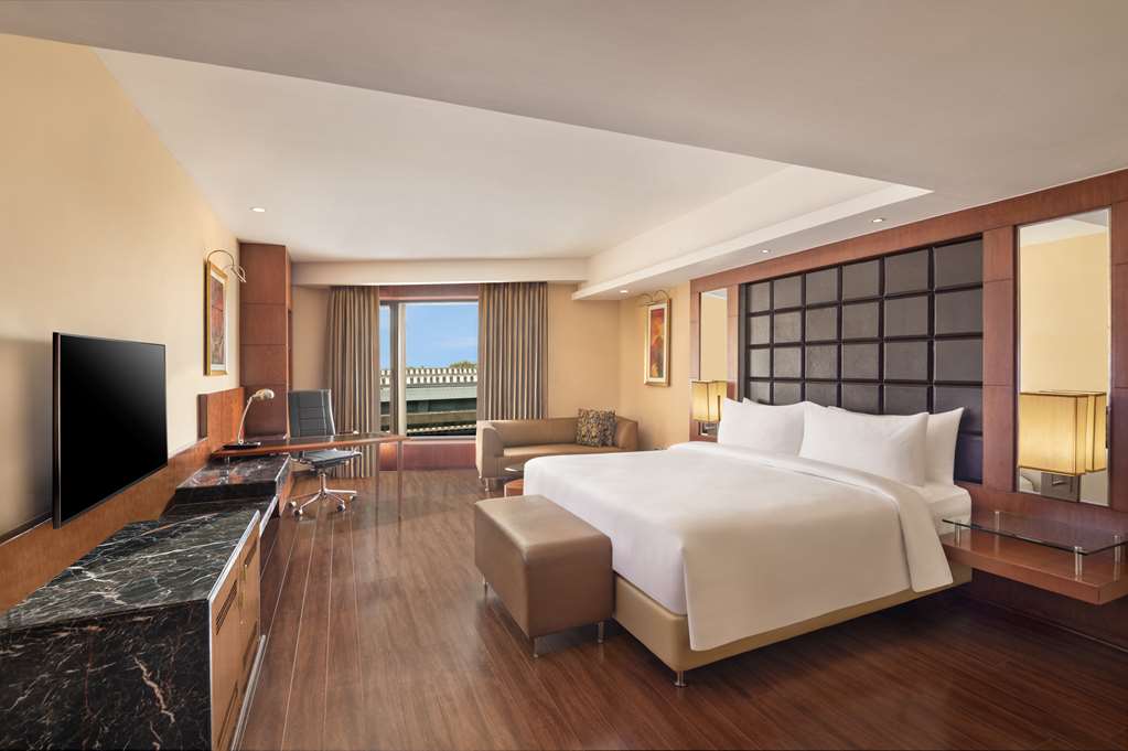Radisson Blu Plaza Hotel, Delhi Airport