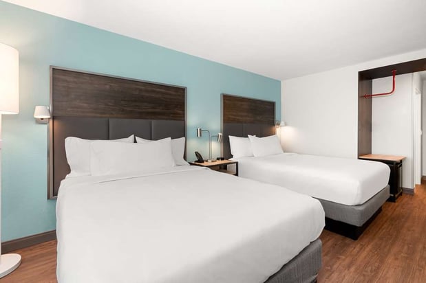 Images Tru by Hilton Portland Airport