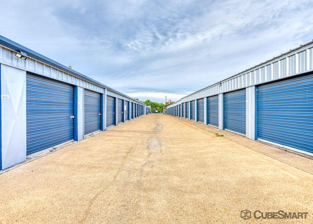 Images CubeSmart Self Storage